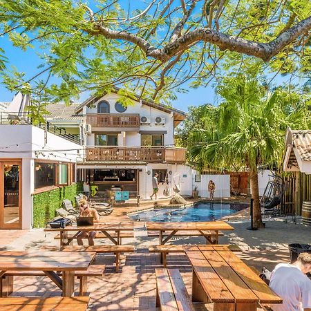 Aquarius Backpackers Resort Teluk Byron Bagian luar foto