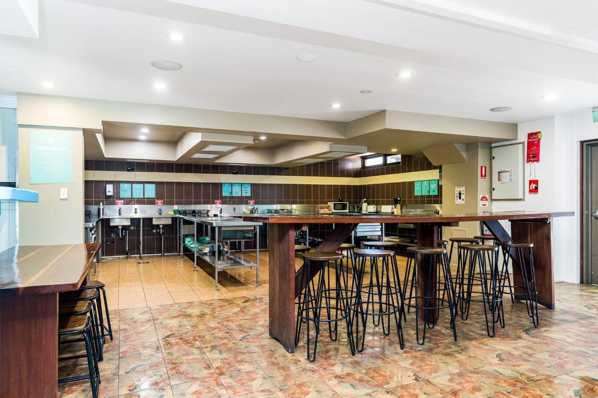 Aquarius Backpackers Resort Teluk Byron Bagian luar foto
