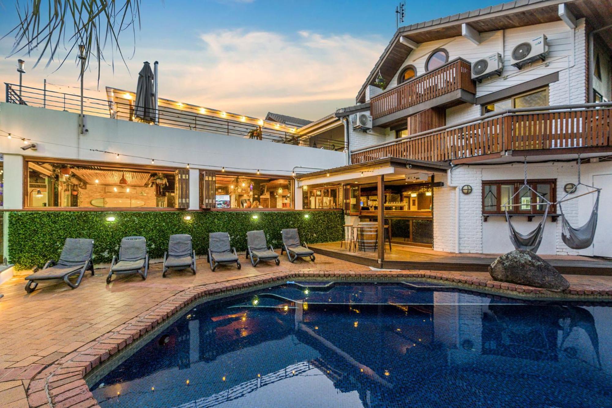 Aquarius Backpackers Resort Teluk Byron Bagian luar foto