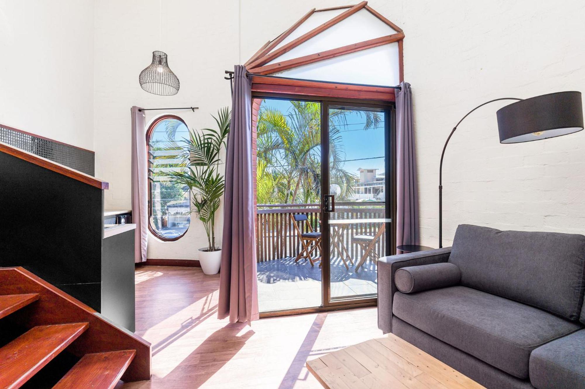 Aquarius Backpackers Resort Teluk Byron Bagian luar foto