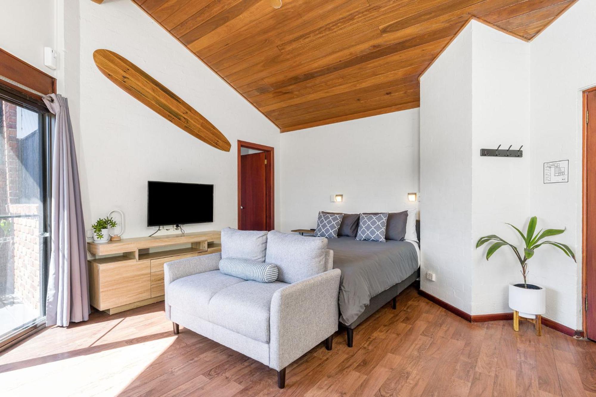 Aquarius Backpackers Resort Teluk Byron Bagian luar foto