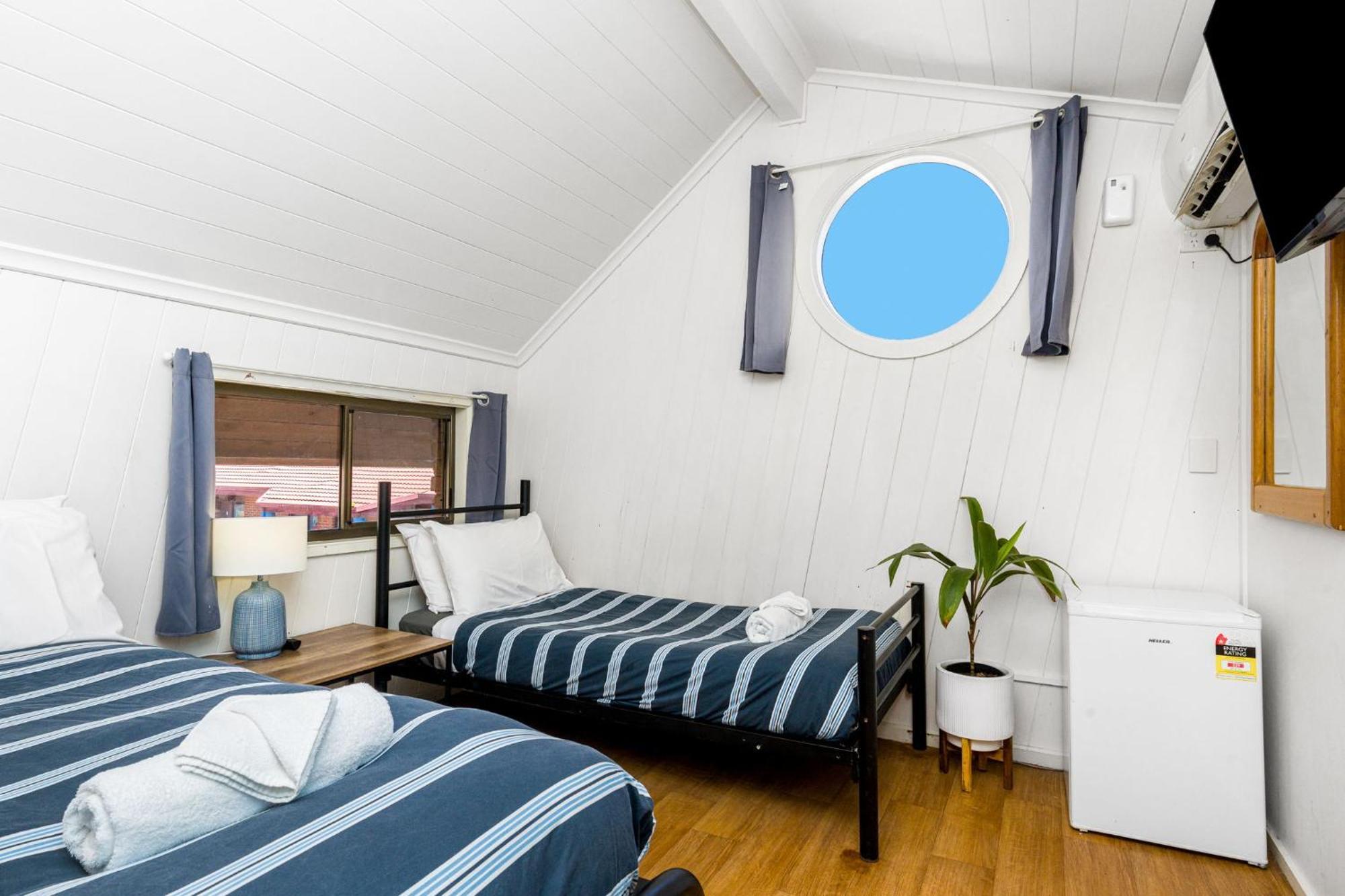 Aquarius Backpackers Resort Teluk Byron Bagian luar foto