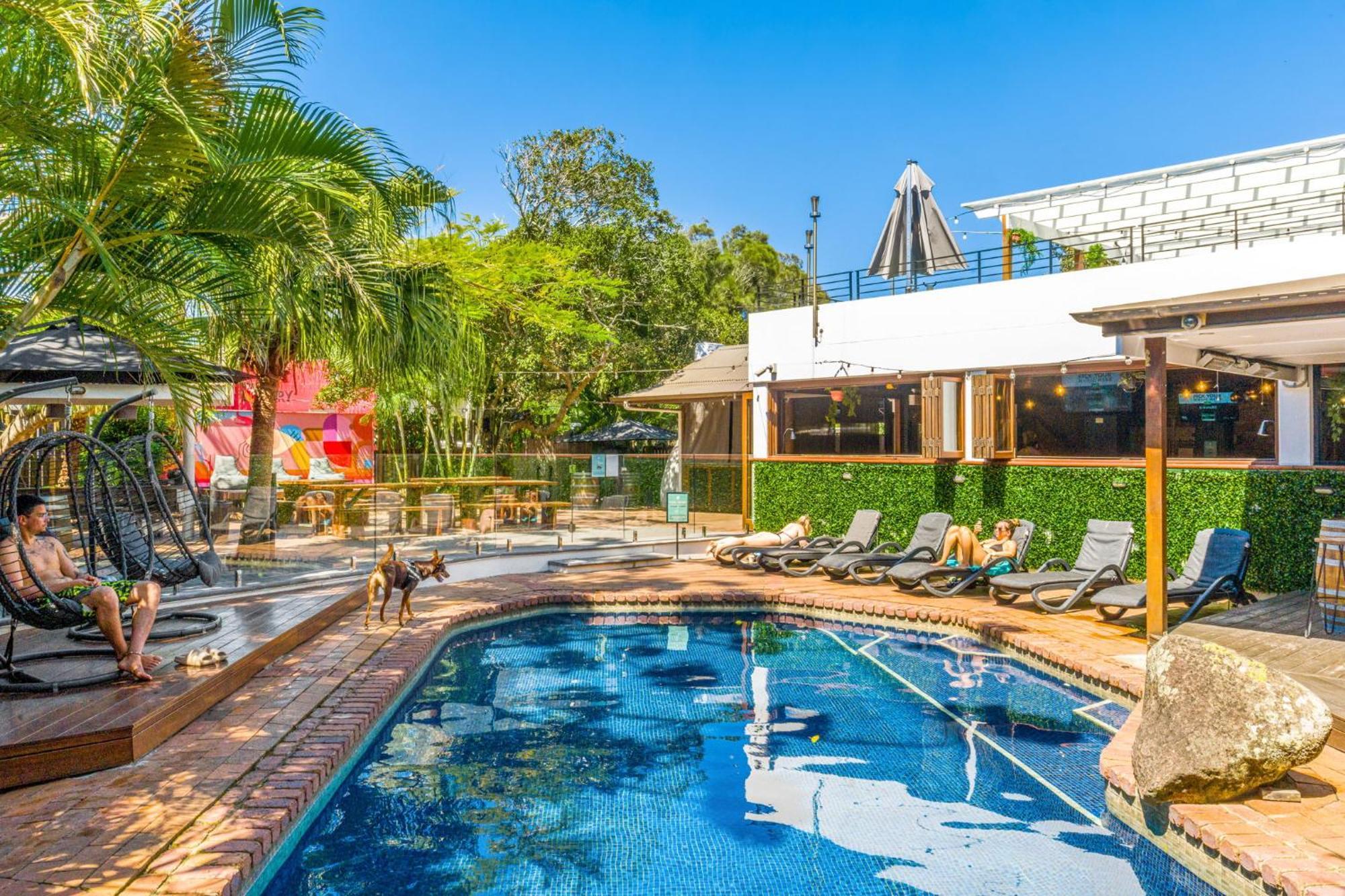 Aquarius Backpackers Resort Teluk Byron Bagian luar foto